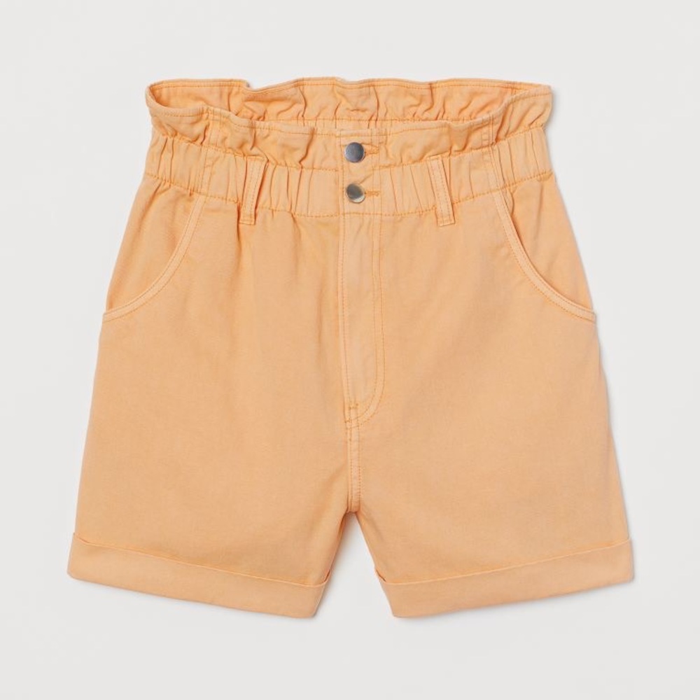 Orange paper bag H&M shorts prairie shorts
